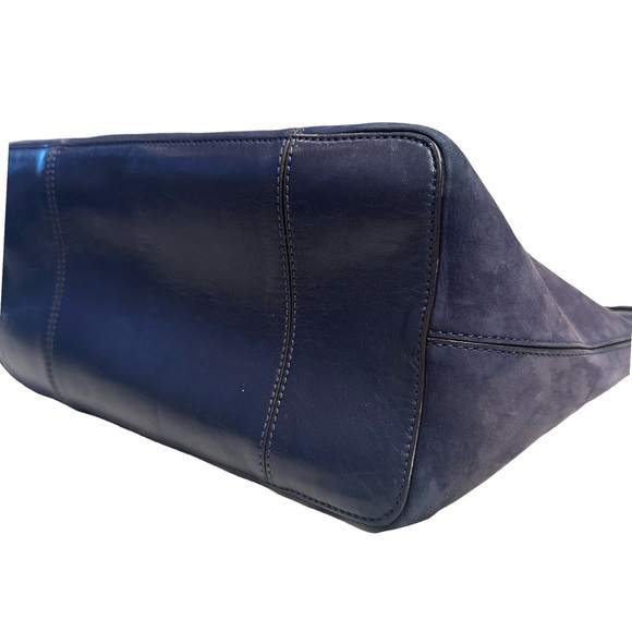 Tory Burch Block T Tote - Picture 9 of 17